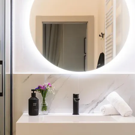Konukevi Piazza Del Popolo Boutique 4*
